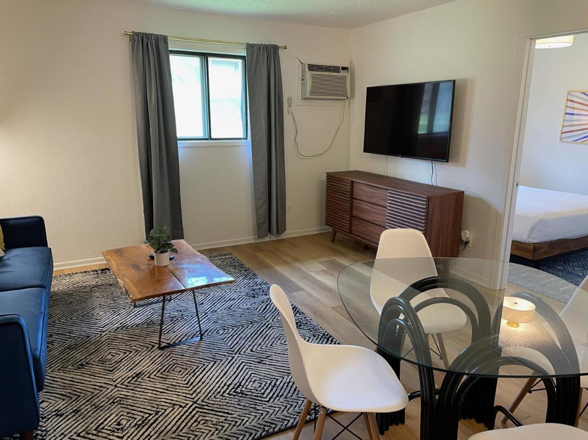 Simmer Motel Wamego Dış mekan fotoğraf